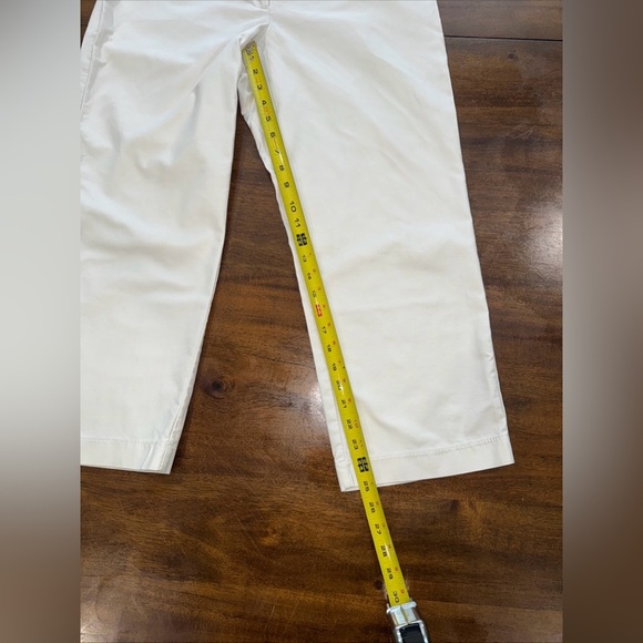 Ann Taylor Signature Fit Low on Waist White Cotton Stretch Ankle Crop Pants 12 - Picture 8 of 11